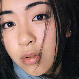 Kuge, Yasuhide. First Love’s Album Cover. 1998, upload.wikimedia.org/wikipedia/en/8/82/Hikaru_Utada_-_First_Love.png.